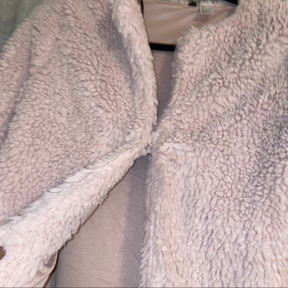 Fuzzy Cropped Jacket - Picture 2 of 2